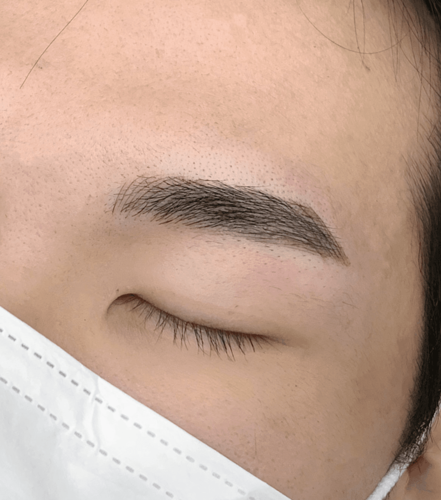 남자 콤보눈썹